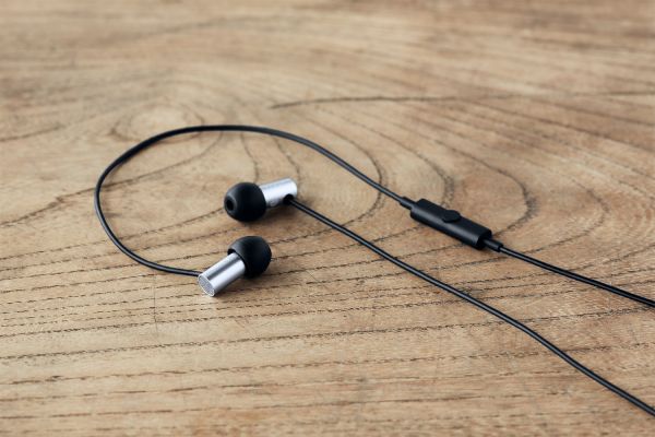 E-2000CS avec microphone - Ecouteurs intra-auriculaires dynamiques 16 Ohms