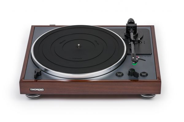TD102-A - Entièrement automatique avec préamplificateur phono